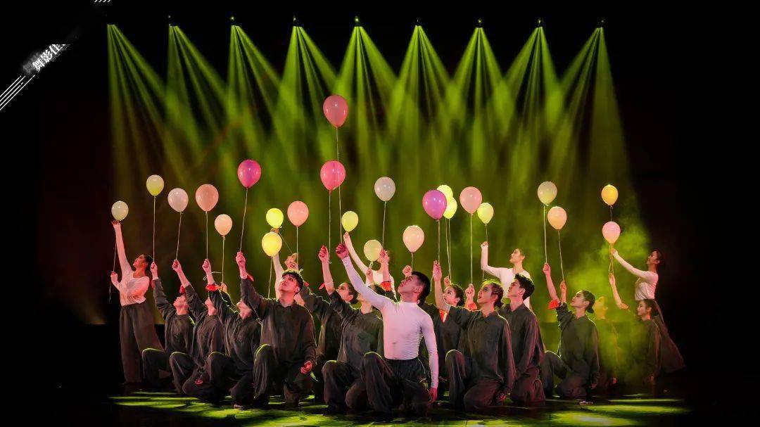 舞影图集西南民族大学艺术学院舞蹈系2017级专业毕业汇报