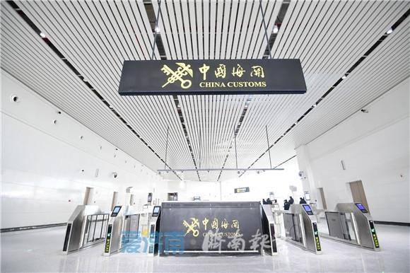 济南机场北指廊正式建成竣工