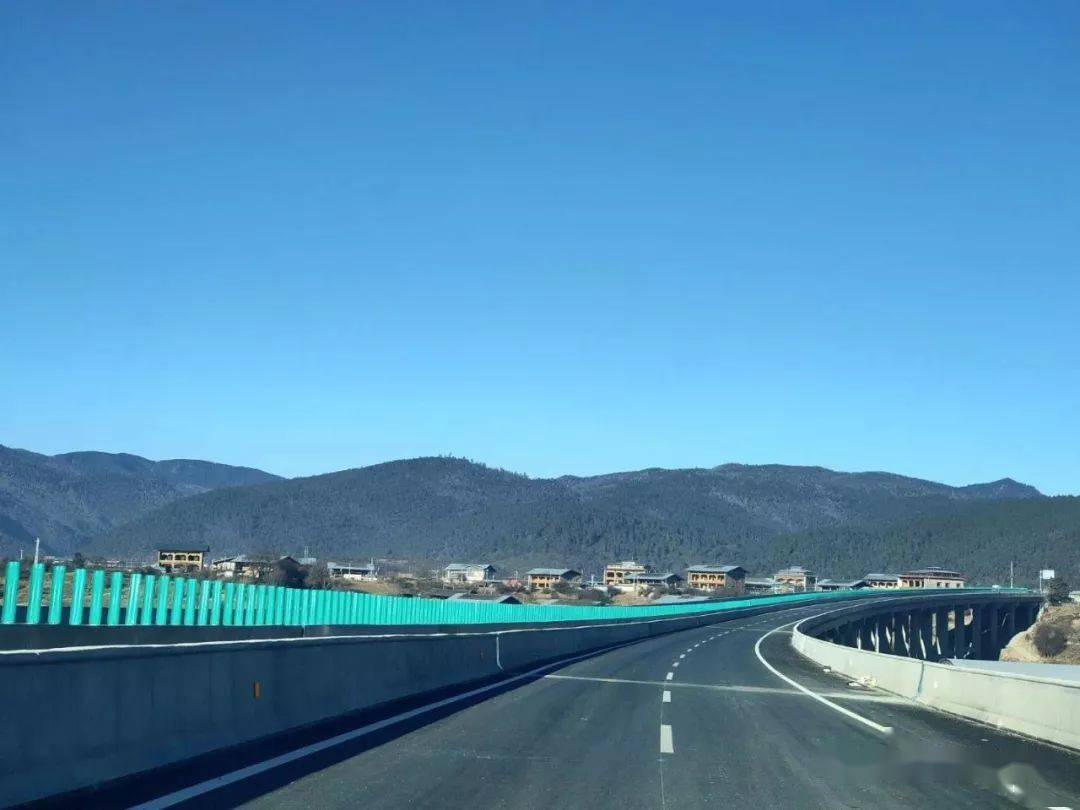 大理→香格里拉,全程通高速!_高速公路