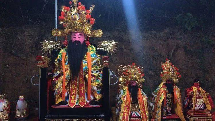 高盖山古迹坛伽蓝菩萨及诸神尊开光点圣眼