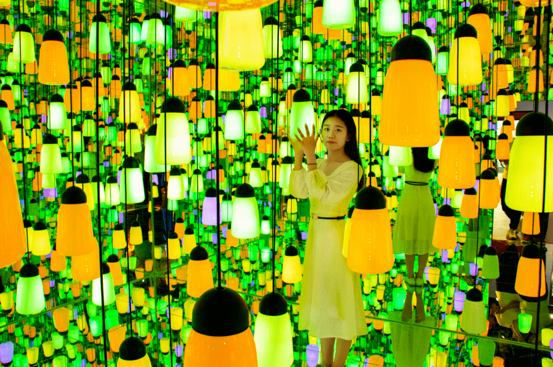 天空明星蜡像馆,与你的偶像来一次近距离接触!双人门票限时26.9元抢!