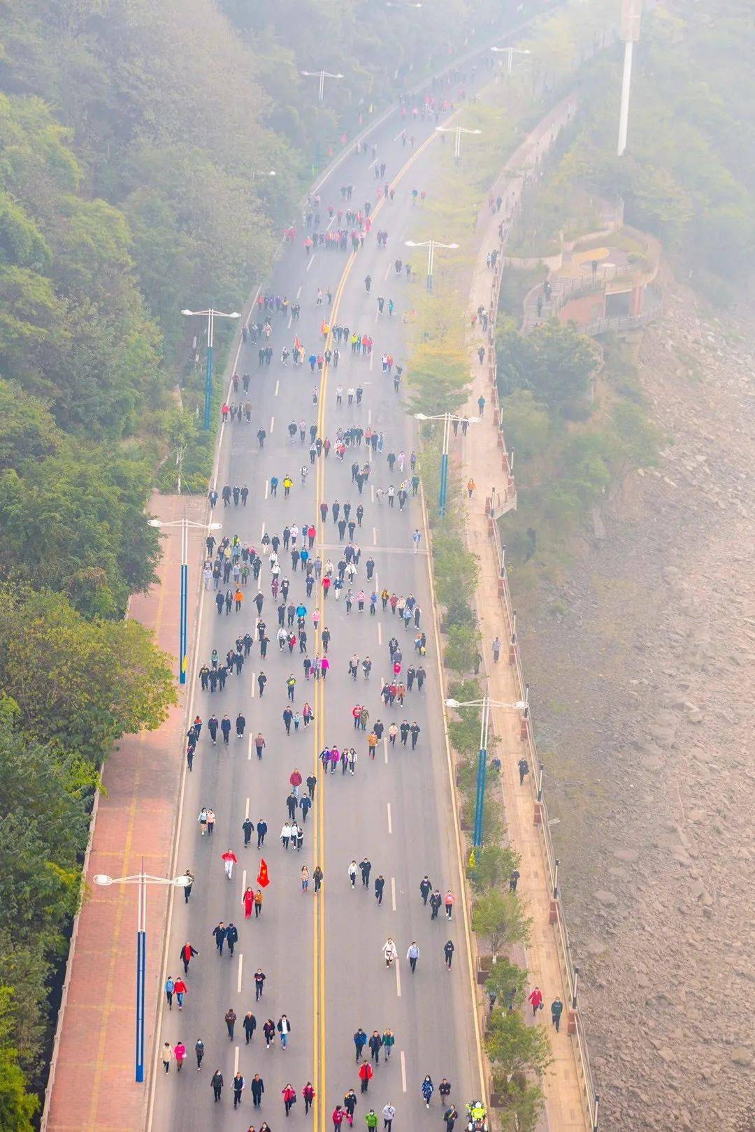 奔跑吧攀枝花人第四十七届元旦越野赛开跑啦