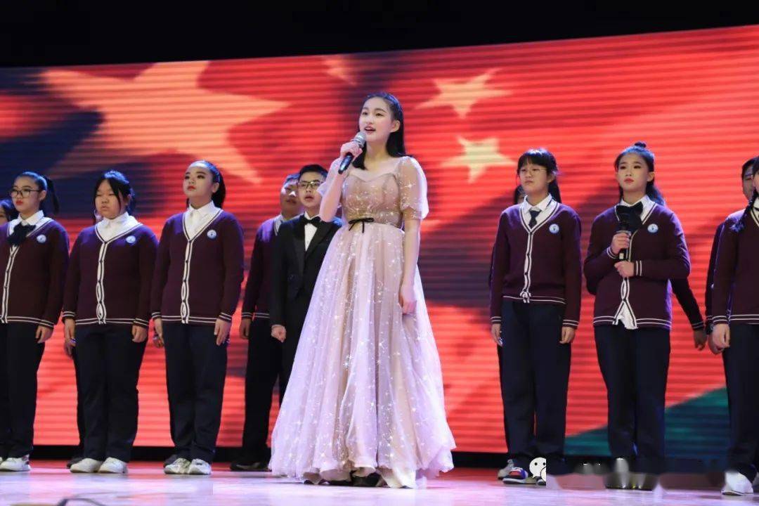 扬抗美援朝精神做蓬勃时代新人一一瓯北五中2021元旦汇演