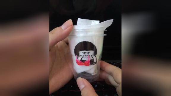 水杯表情包
