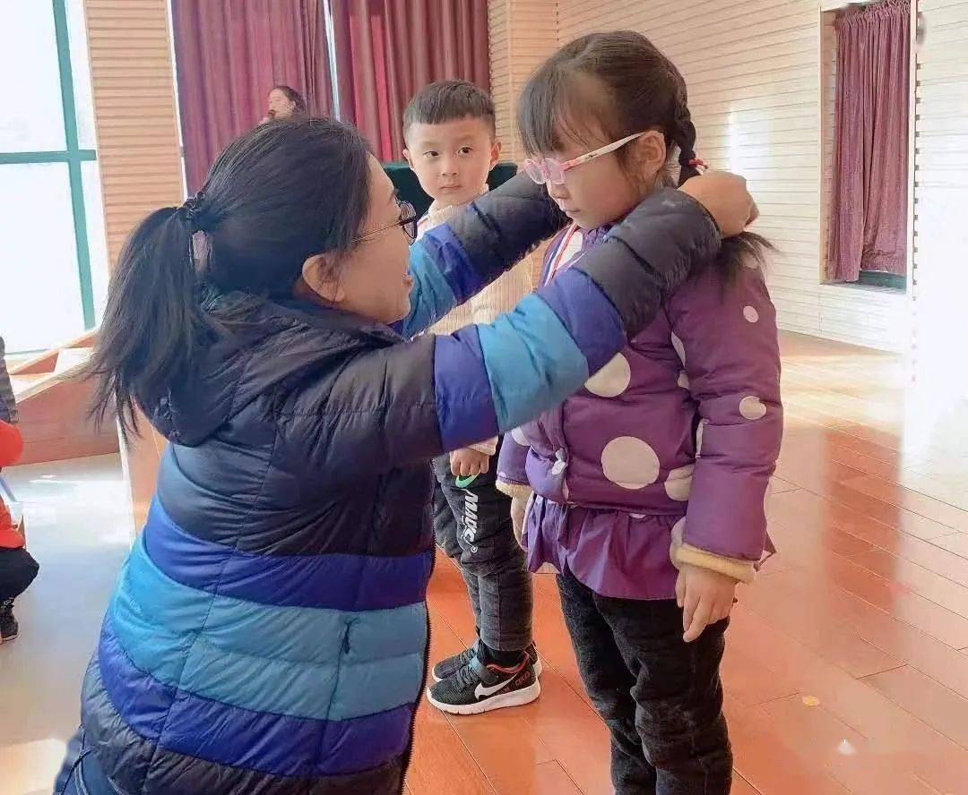 融辉城幼儿园丨融辉小宝贝2020冬季体育节--"颁奖典礼"