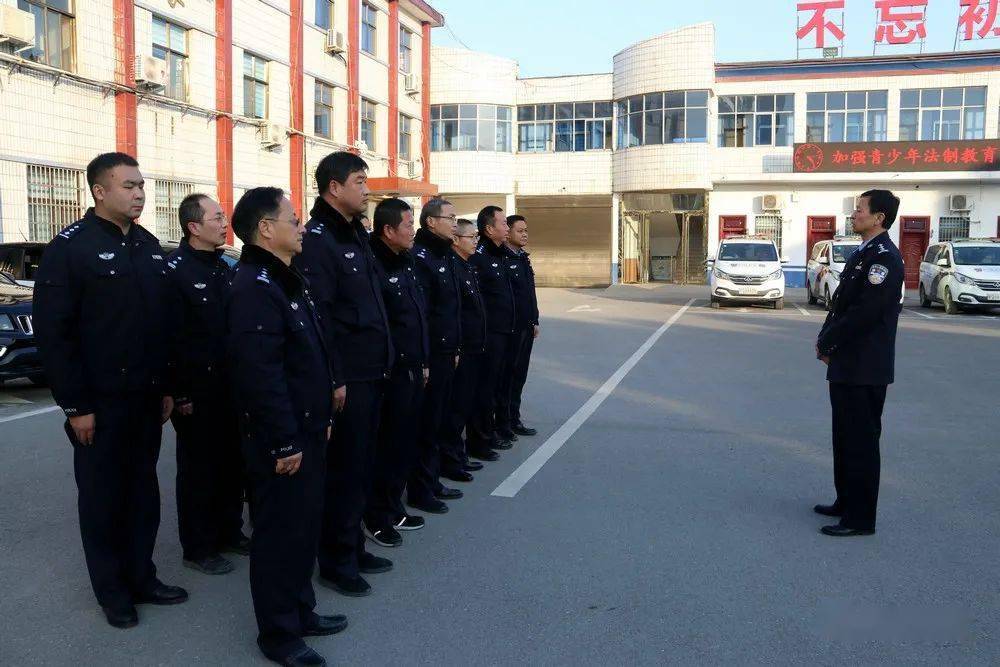 正阳县副县长,公安局局长韦书政督导检查元旦安保工作