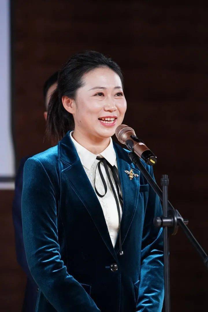 焕然新"声"!大理广播电视台fm,明天起给你更好听的"朋友圈"