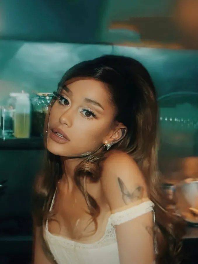 「a妹ariana grande订婚」