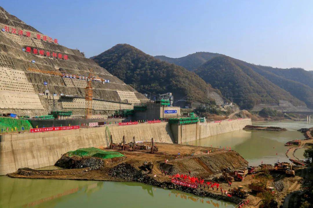 东庄水利枢纽建设现场一,重大水利工程加快推进
