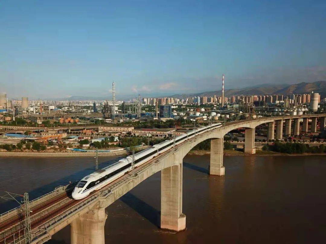 2021年1月20日零时起兰州铁路局将实行新的列车运行图