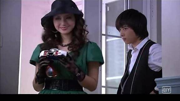 铠甲勇士:林花妹正大光明归还刑天召唤器,欢迎一脸懵