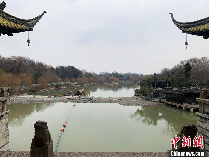 扬州瘦西湖水环境治理 32万平方米水域清淤“秀水”
