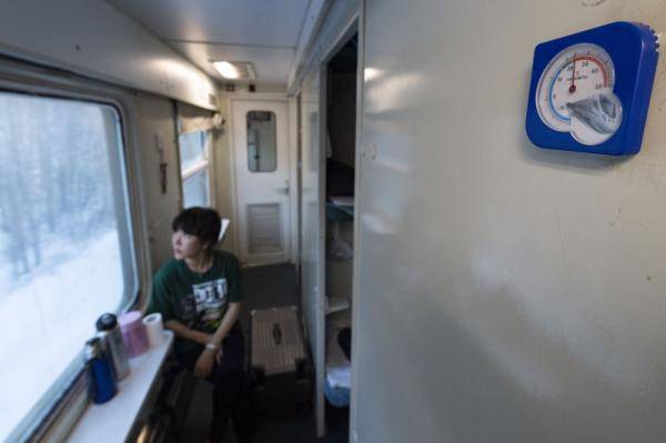 新华社记者走极寒 | 探访开往“北极”的“雪国列车”