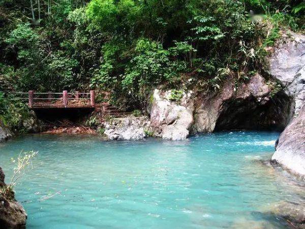 人气推荐惠州南昆山森林摄秋色游川龙瀑布穿越一线天温泉大观园度假