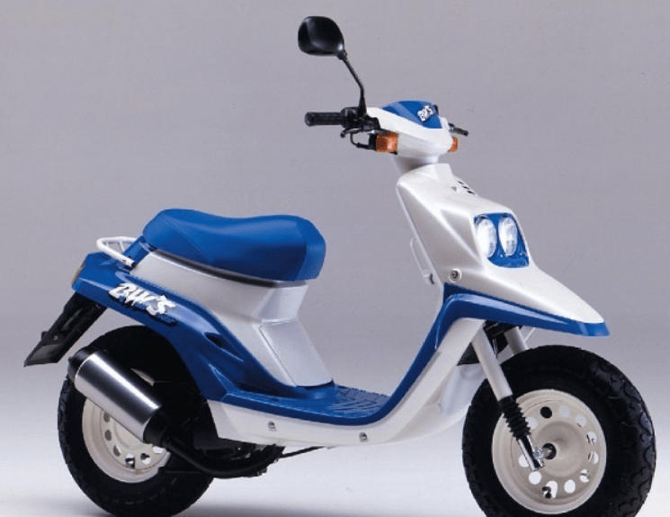 雅马哈越野小踏板bws鸭子鉴赏开创adv踏板先河的产物