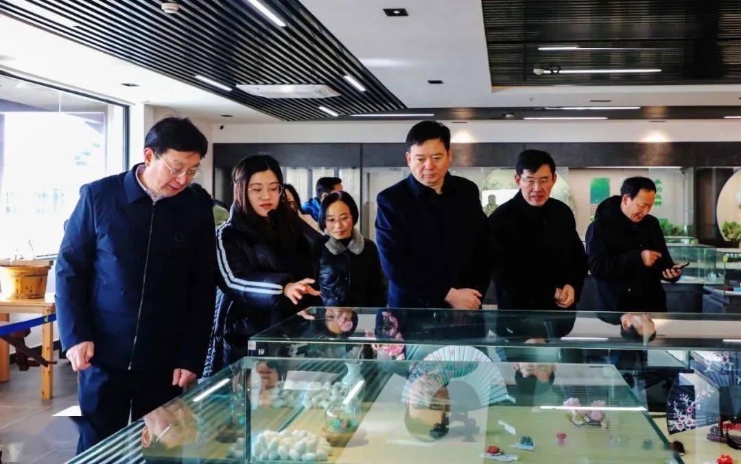 省市志办领导到富安调研《富安镇志》编纂情况_东台市