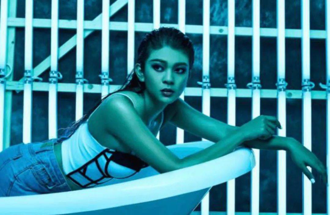 穿假货,卖假货,当红小花沦为a货女王?_谈莉娜