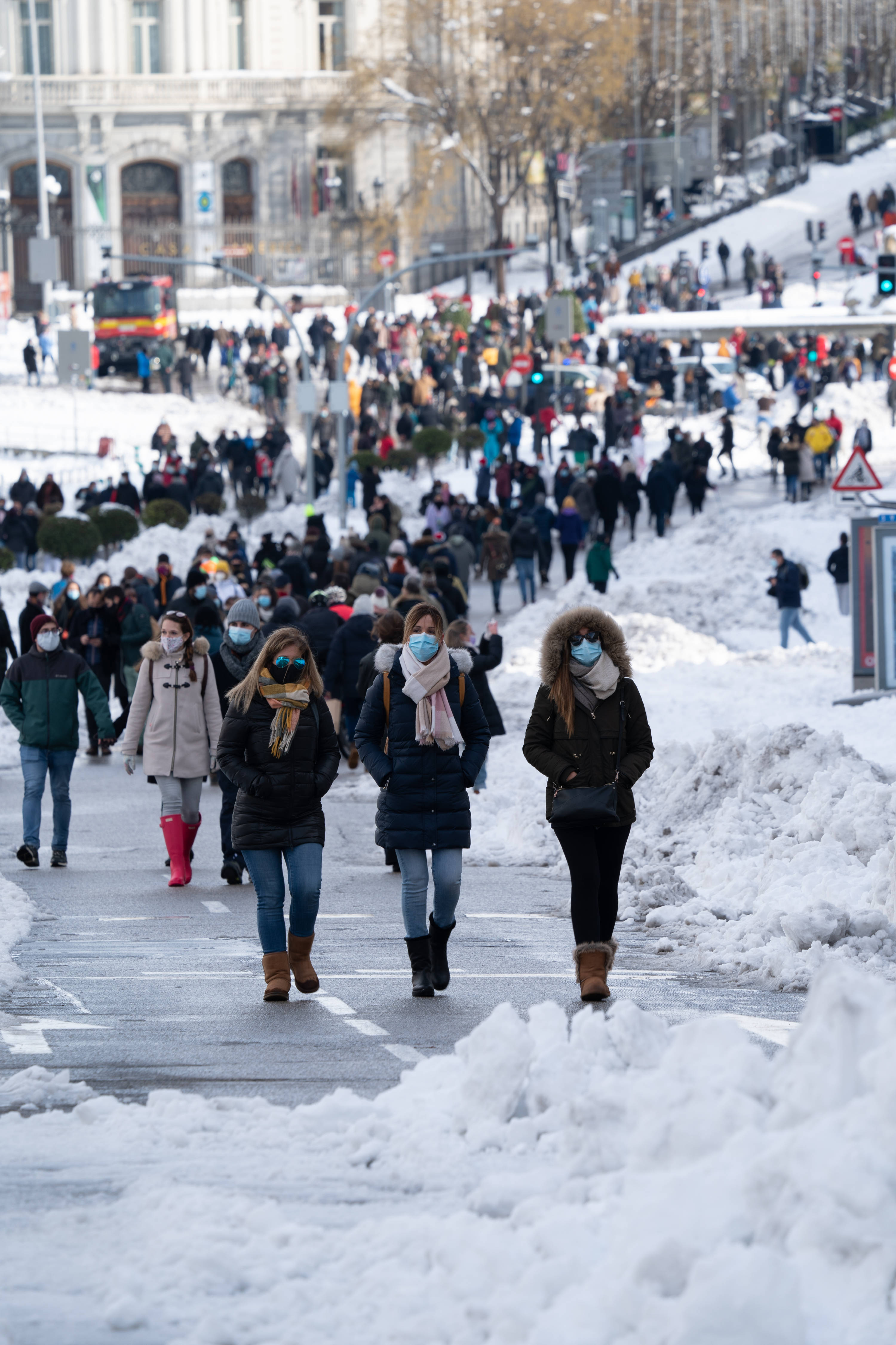 西班牙暴风雪天气致4人死亡