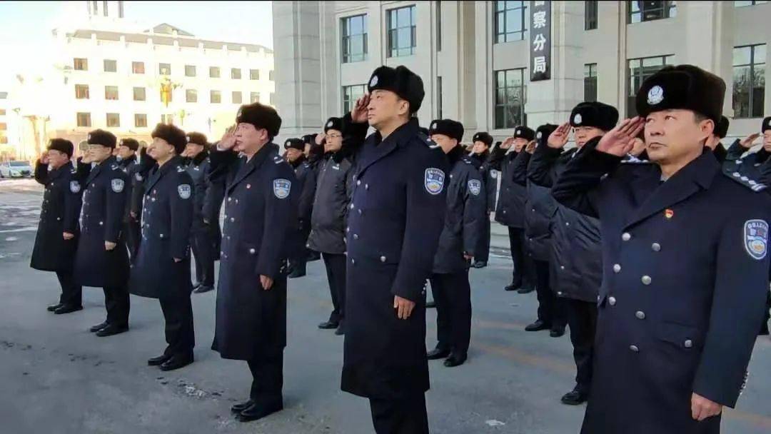 警服冬季常服图片