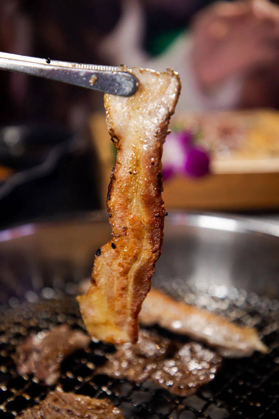 福州shou家可以穿汉服的音乐烧肉专门店,空降达明美食街!_烤肉