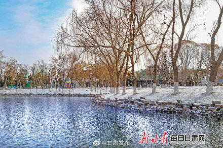 雪后的张掖甘泉公园如诗似画