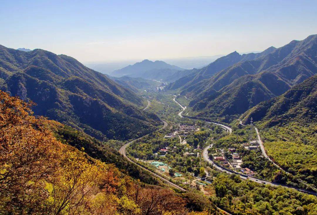 关沟的四季景色,都有它独特的魅力,无论是传说故事