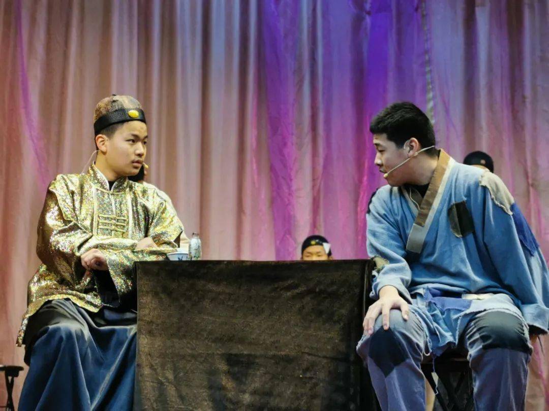 云观演致敬老舍经典话剧茶馆云上开张啦