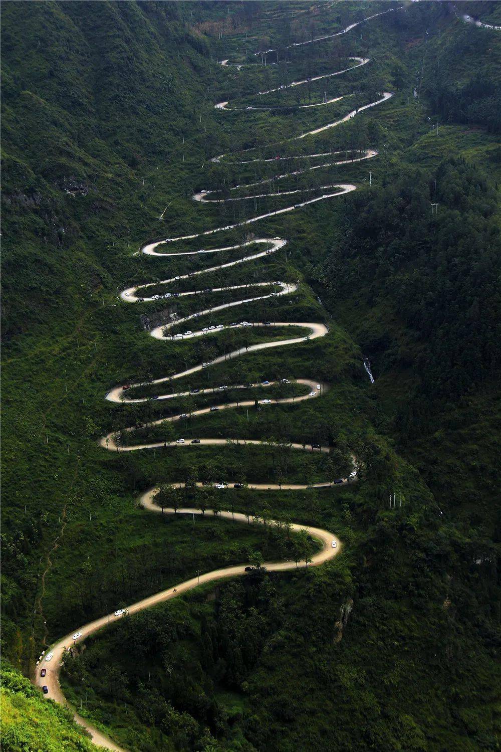 纪实影像津门网白玉华抗战公路二十四道拐