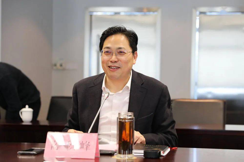 无锡广播电视集团(台)党委书记,总裁(台长)陈秋峰从