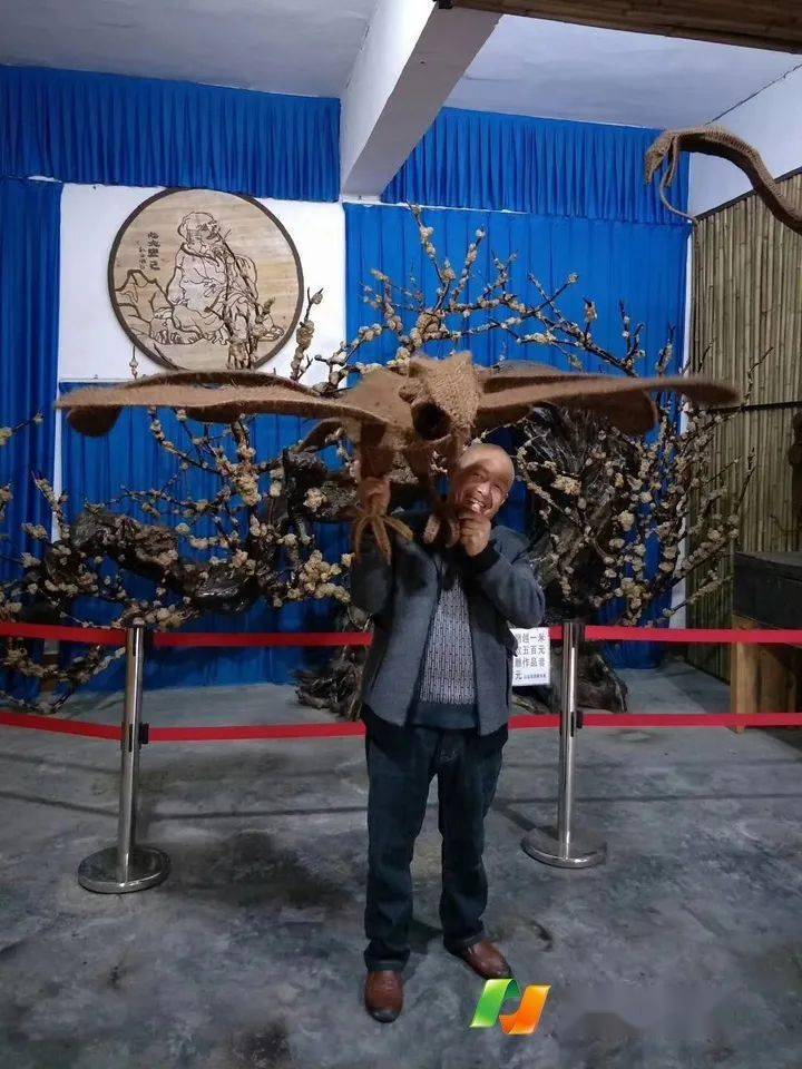 微洪江他乡是故乡一一小记黔阳古城然翔园主人杨汉明