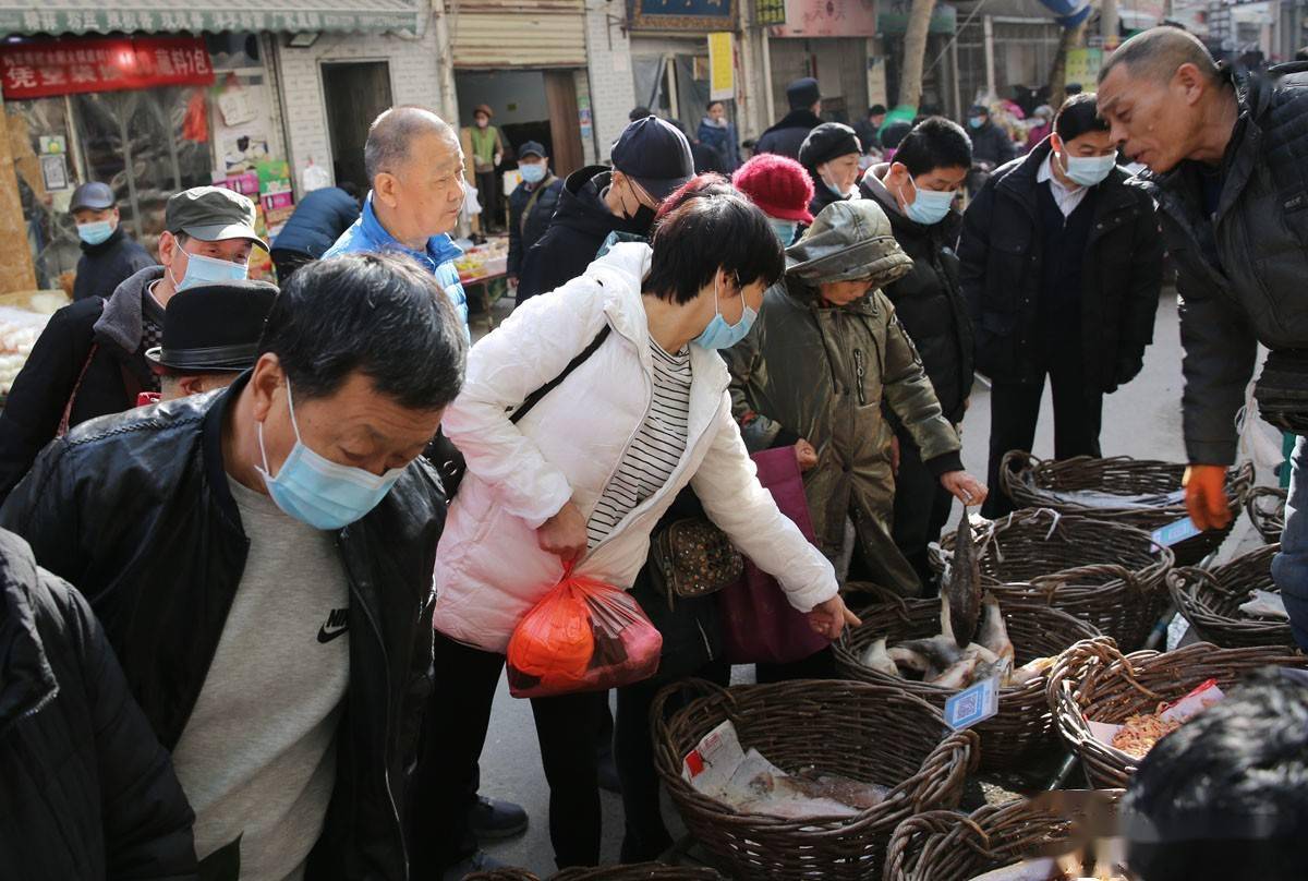 西安城裡最有煙火氣的集市每週開市2次比農村趕大集還熱鬧