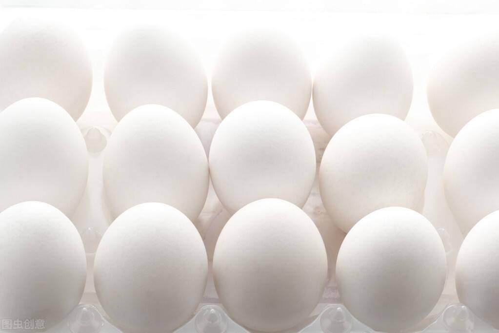 鸡蛋外壳特别白说明这是白壳蛋