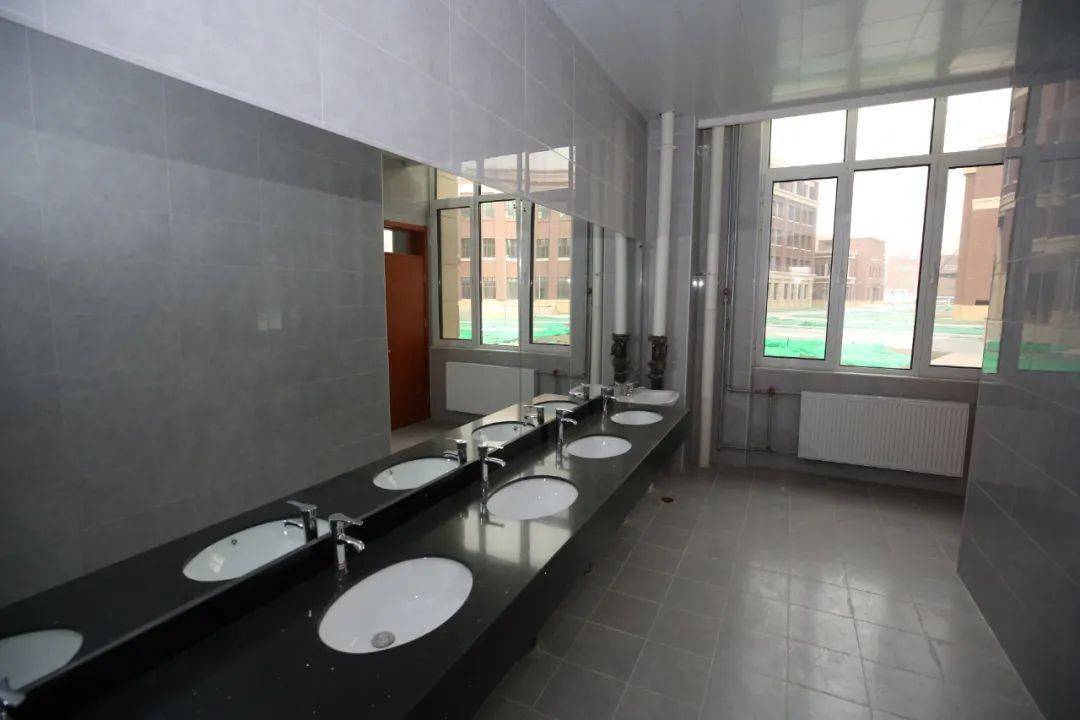 民心工程进行时重磅付村中学迁建工程已完成竣工验收