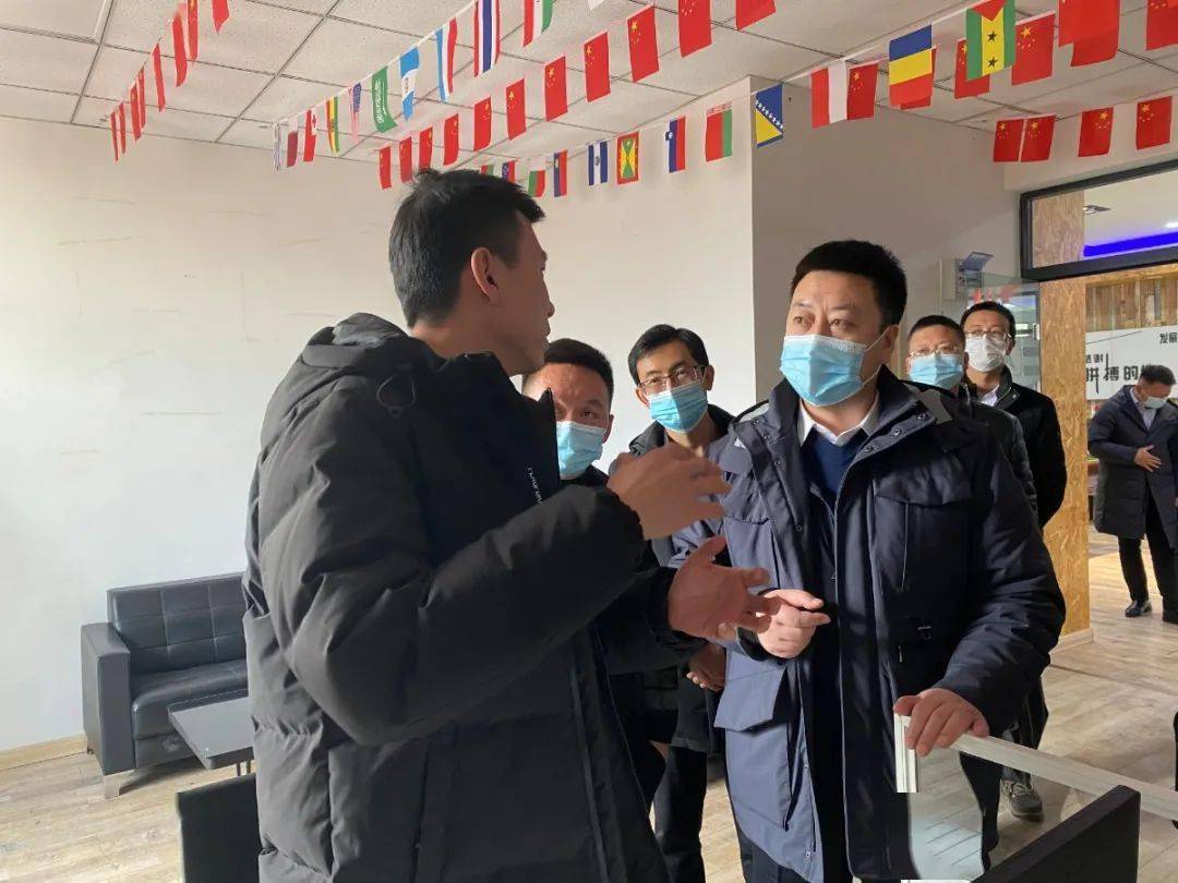 市委书记马占才一行莅临众创空间调研指导工作_临夏市