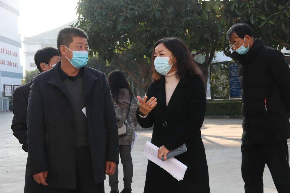 李俊红副县长到我校督查指导爱国卫生七个专项行动和常态化疫情防控
