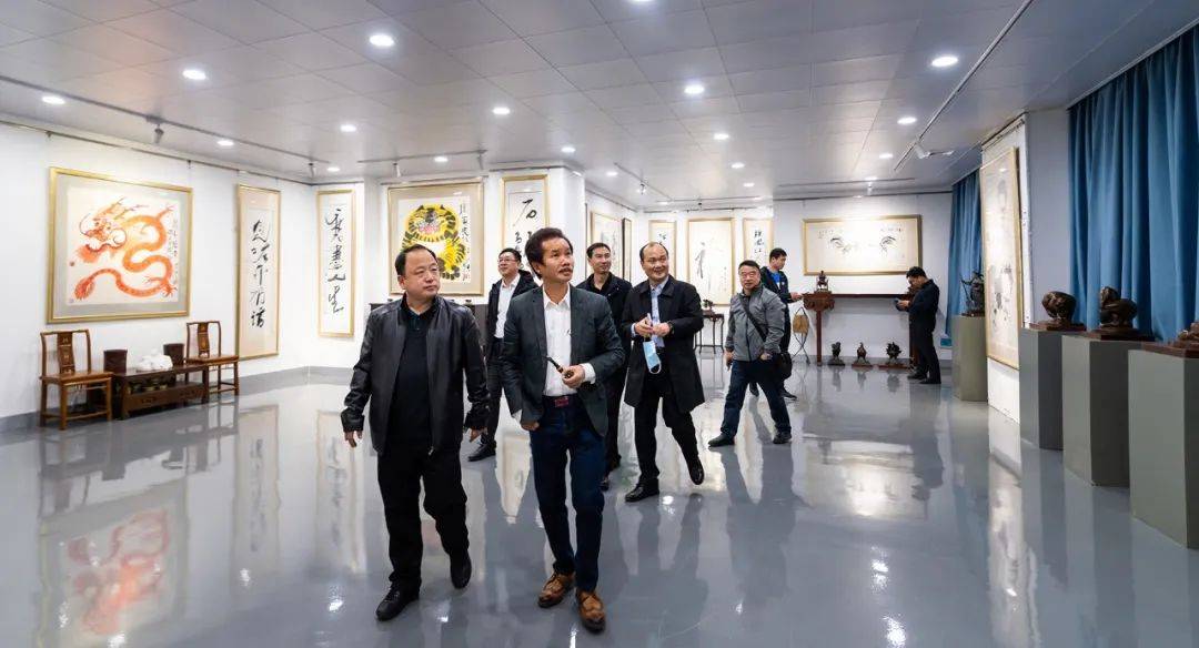 雄安新区雄县教育局局长刘振岭一行到访石磨坊