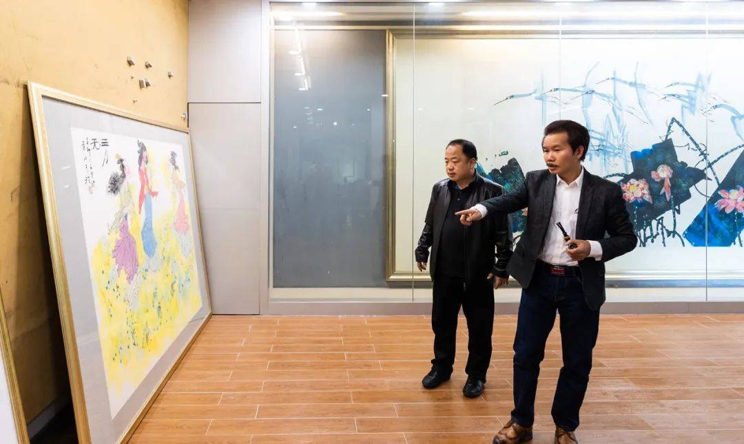 雄安新区雄县教育局局长刘振岭一行到访石磨坊