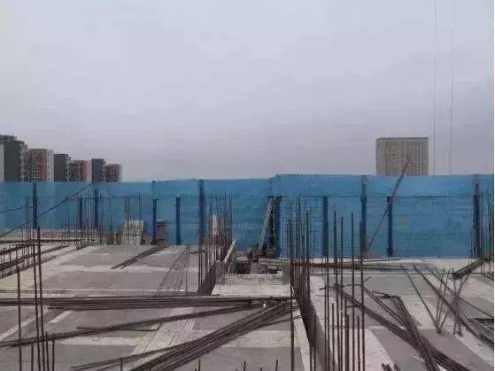 爬架施工| 必须排除的9个现场安全隐患!
