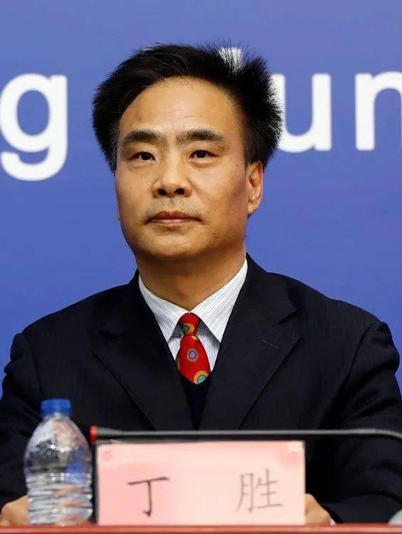 市住建委副主任丁胜介绍北京市施工现场扬尘管控的有关情况"十三五"