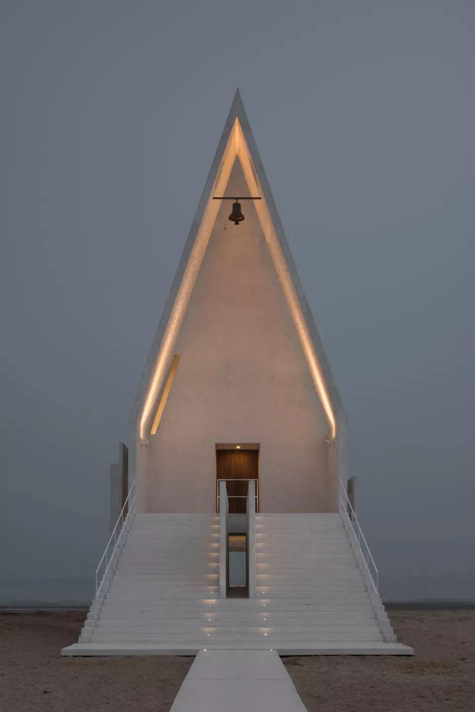 秦皇岛海景阿那亚礼堂设计解读