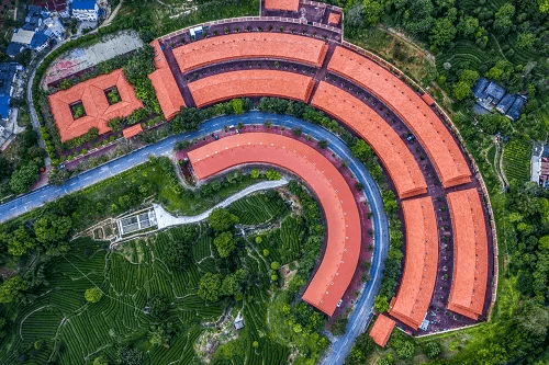 【世界客都梅州丨雁南飞围龙酒店】人均200  睡进5a景区,返璞归真!