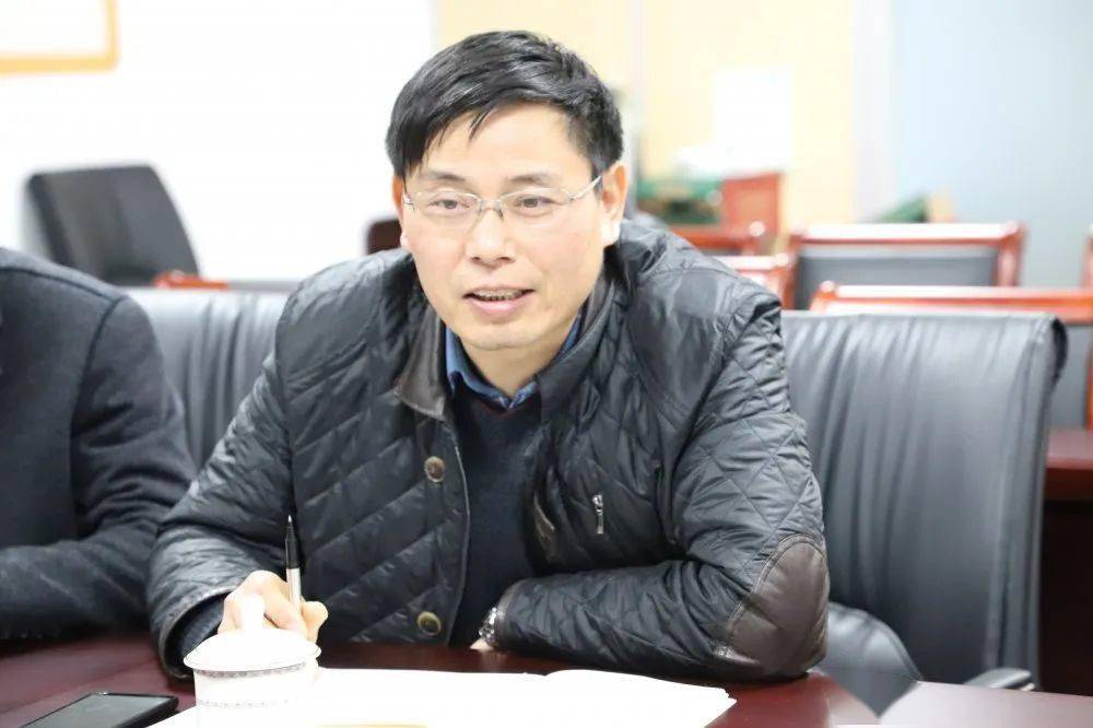 共谋教育高质量发展,区教育局召开"两代表一委员"座谈会_江飞