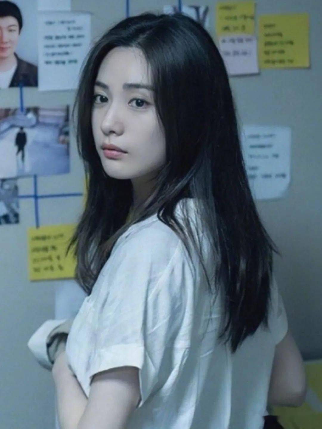 韩国林珍娜的面部改造史一度被选为韩国最美脸蛋