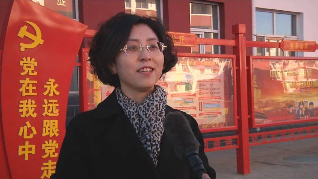 【代表委员风采】王海霞:关爱学生育英才 做好百姓 "代言人"