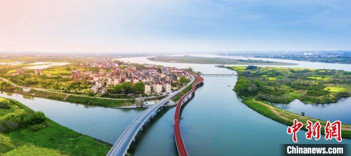 衢州2025年GDP_2019年衢州语文中考卷