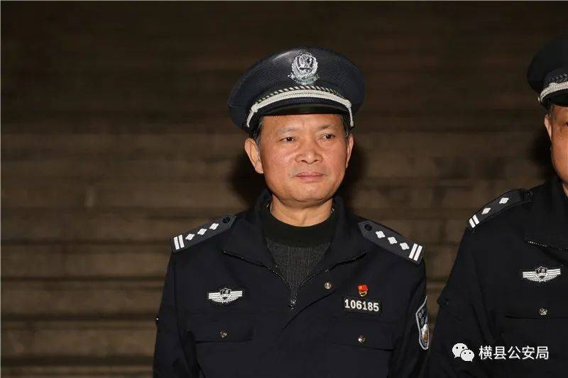 县禁毒委常务副主任黄世勇,横县人民政府副县长,县公安局局长,县禁毒