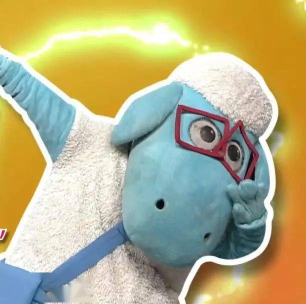 狼老大熊老二鬼鬼祟祟的他们潜伏在羊村附近究竟有何居心?