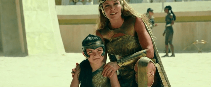 她不明白安提俄珀为什么拦住她,大喊这不公平,急得要哭出来.