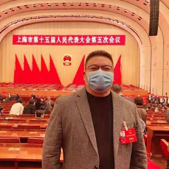 宇皓带你看两会为了健康上海他们都在努力更需要你