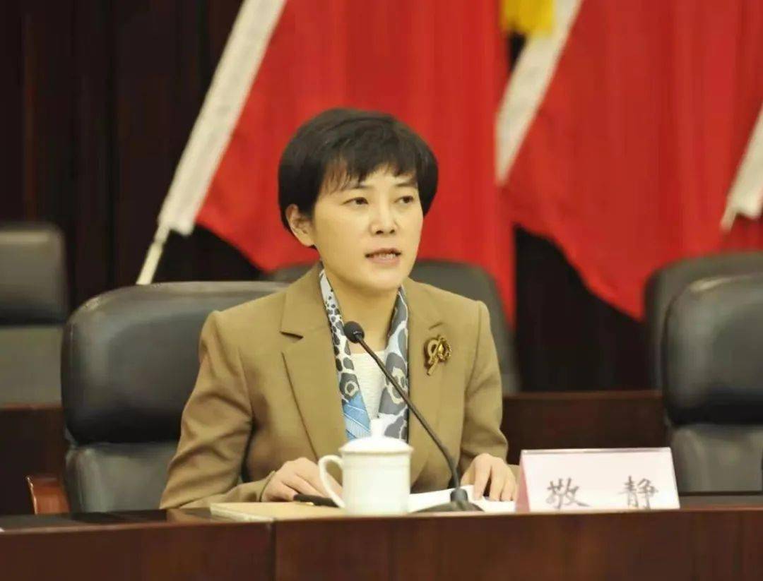 要扛就扛红旗 要当就当标兵 省卫生健康委召开春节期间疫情防控动员会 救治